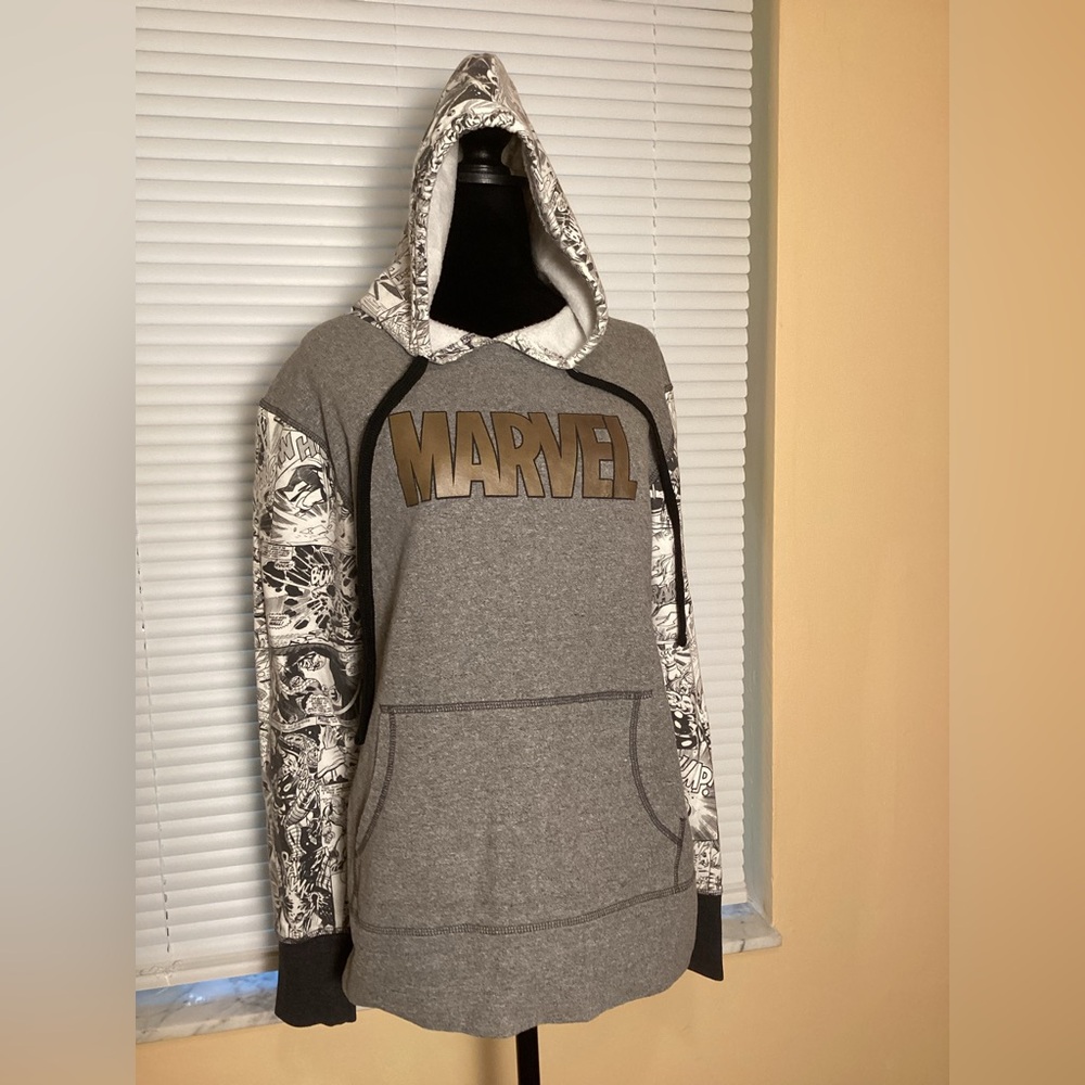 Universal Studios Gray Hoodie Marvel Universe, size L